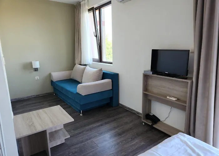 едностаен удобен в слънчев брят, комплекс тарсис нова *